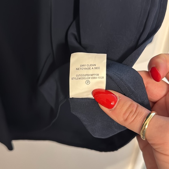 Vince Navy Blue Silk Tunic Top - Picture 5 of 10